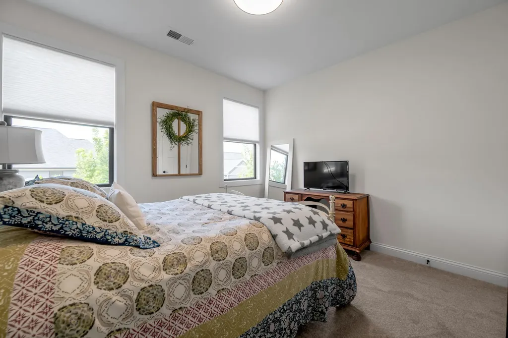 602 Trinity Lane Versailles KY 40383