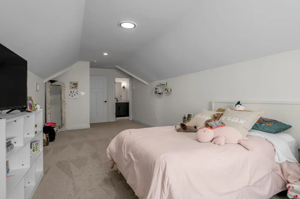 602 Trinity Lane Versailles KY 40383