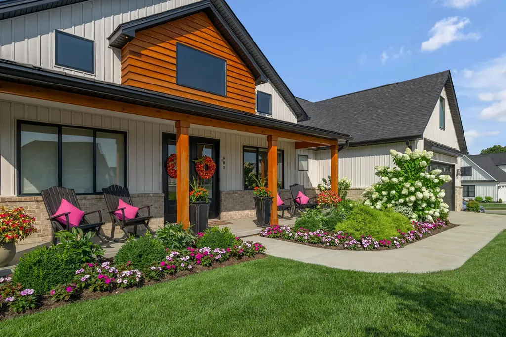 602 Trinity Lane Versailles KY 40383