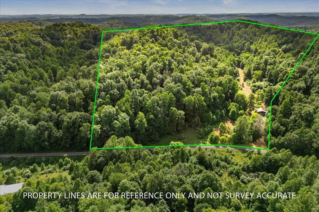 2661 Buncomb Road Tyner KY 40486