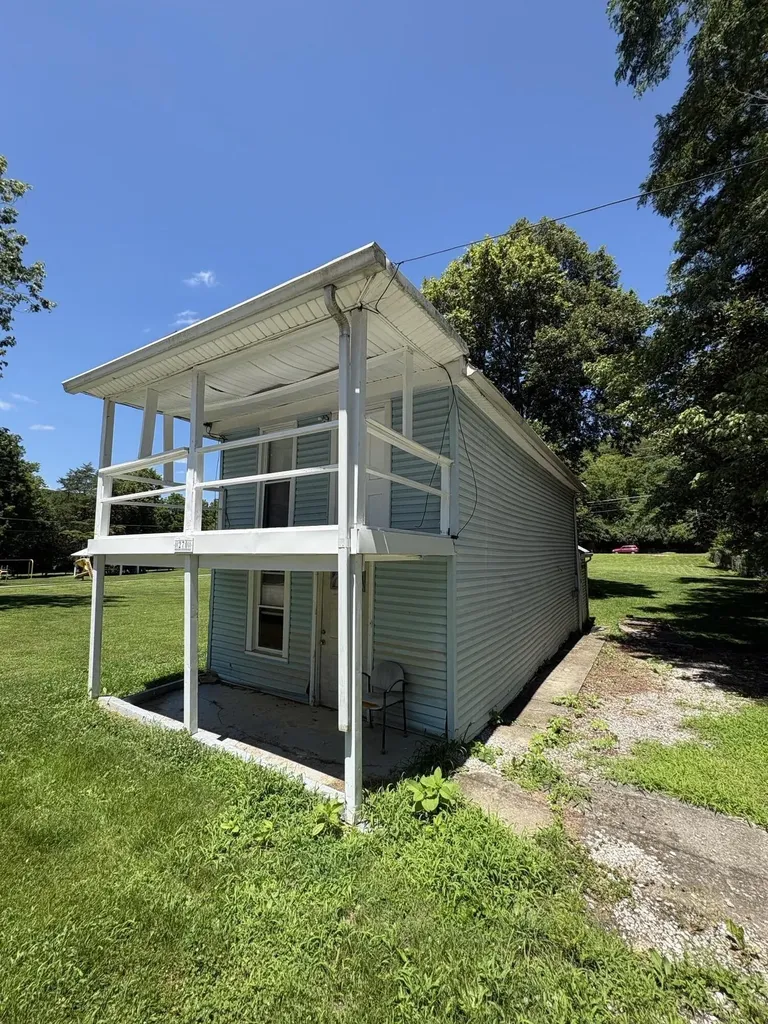 270 Taylor St Street Owenton KY 40359