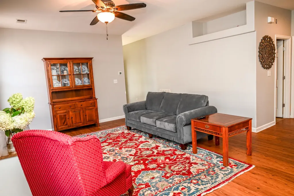 2604 Shannon Trace Lexington KY 40511