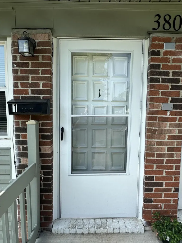 380 Redding Road Lexington KY 40517