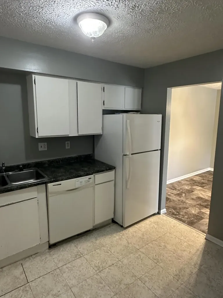 380 Redding Road Lexington KY 40517