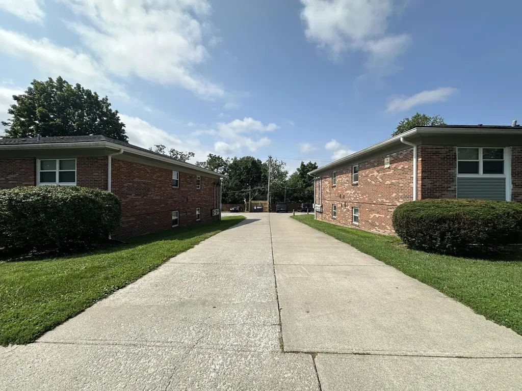 380 Redding Road Lexington KY 40517