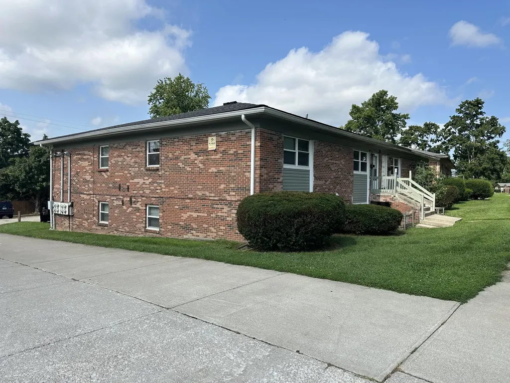 380 Redding Road Lexington KY 40517