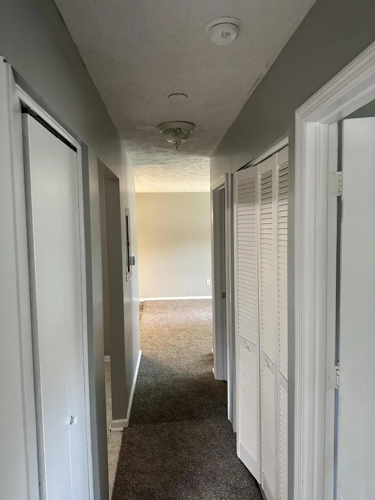 380 Redding Road Lexington KY 40517