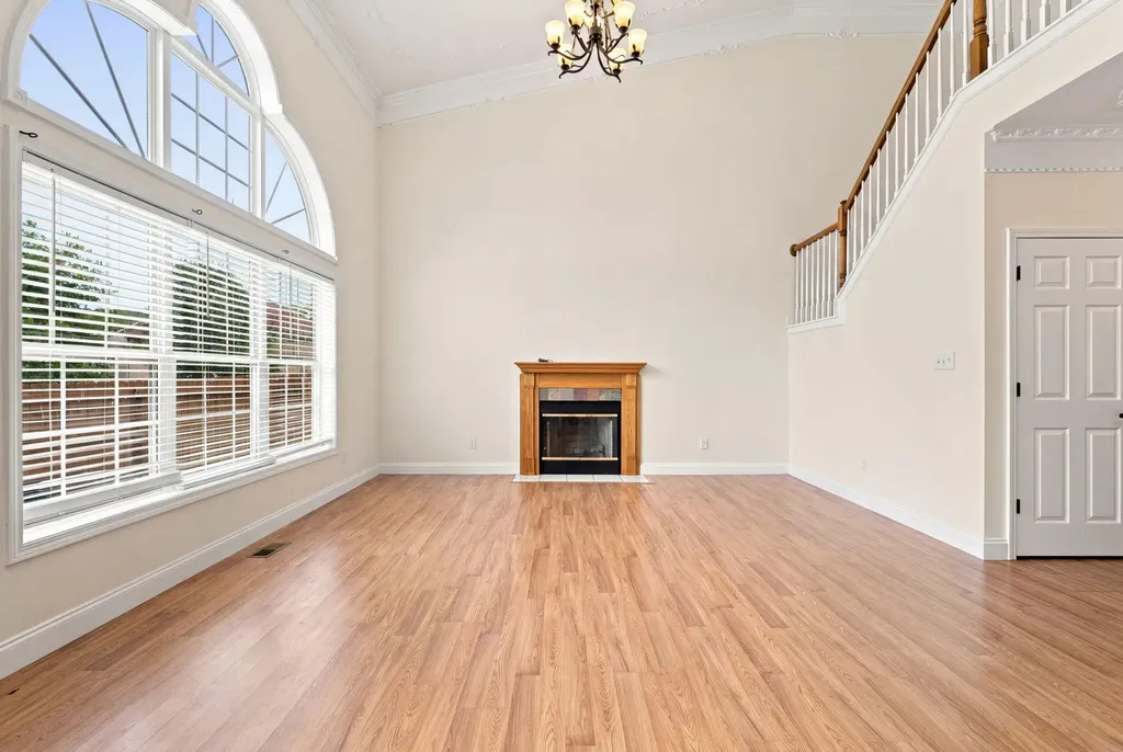 3384 Drayton Place Lexington KY 40503
