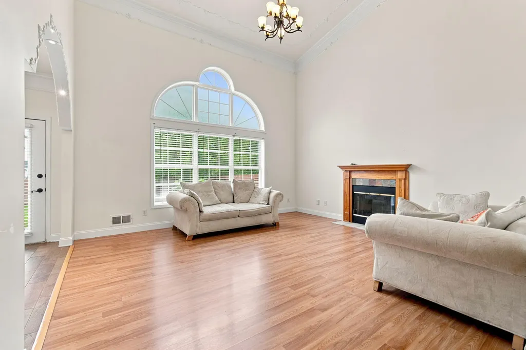 3384 Drayton Place Lexington KY 40503