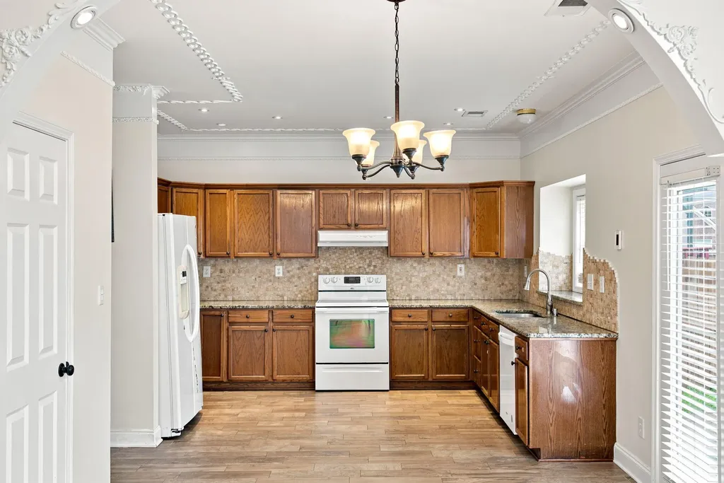 3384 Drayton Place Lexington KY 40503
