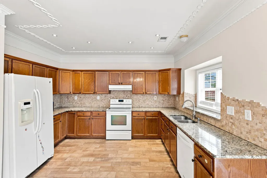 3384 Drayton Place Lexington KY 40503