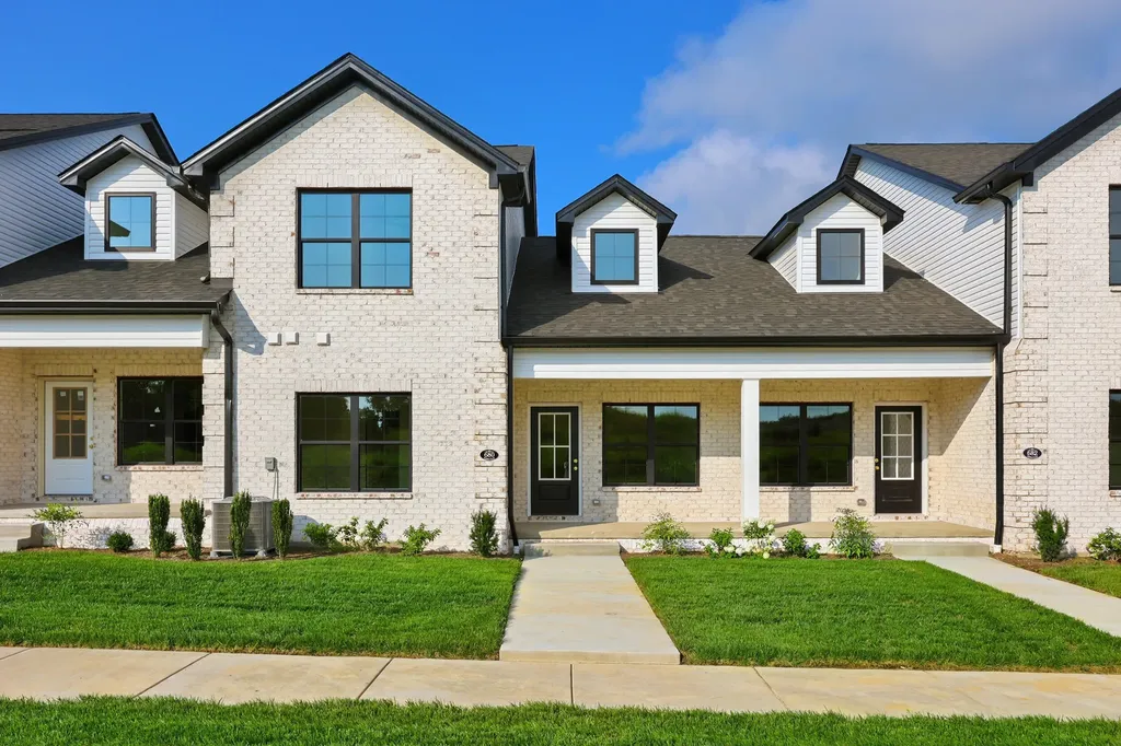 Lexington KY, 680 Hollow Creek Road