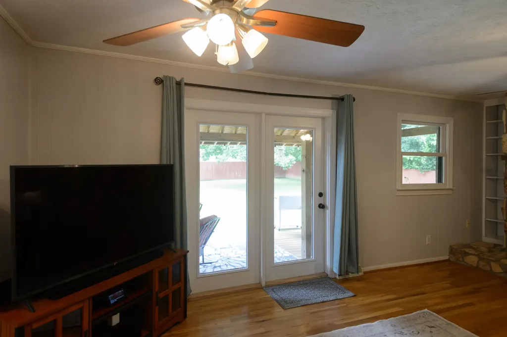 3279 Waterford Park Lexington KY 40517