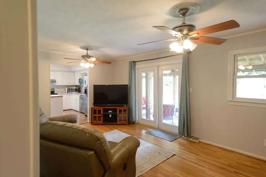 3279 Waterford Park Lexington KY 40517