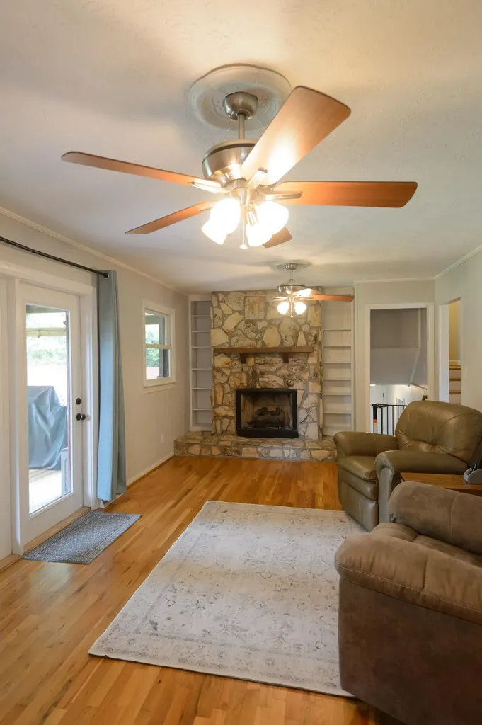 3279 Waterford Park Lexington KY 40517