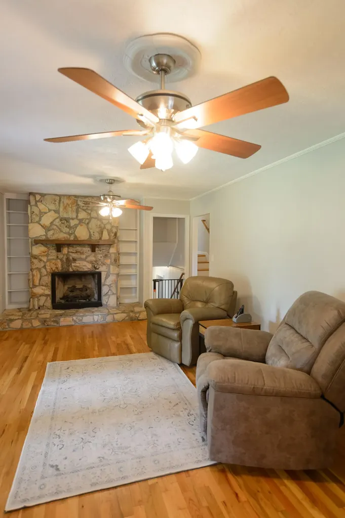 3279 Waterford Park Lexington KY 40517
