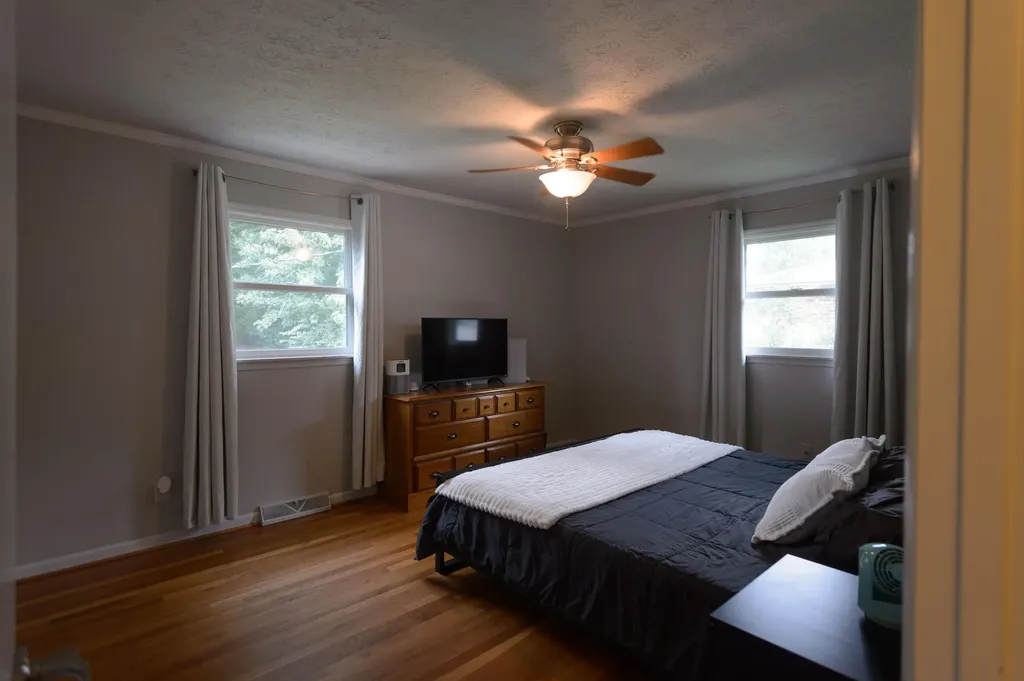3279 Waterford Park Lexington KY 40517