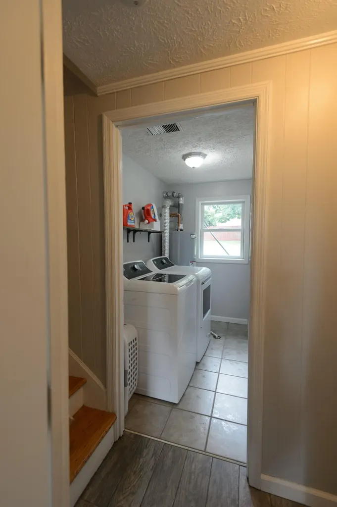 3279 Waterford Park Lexington KY 40517