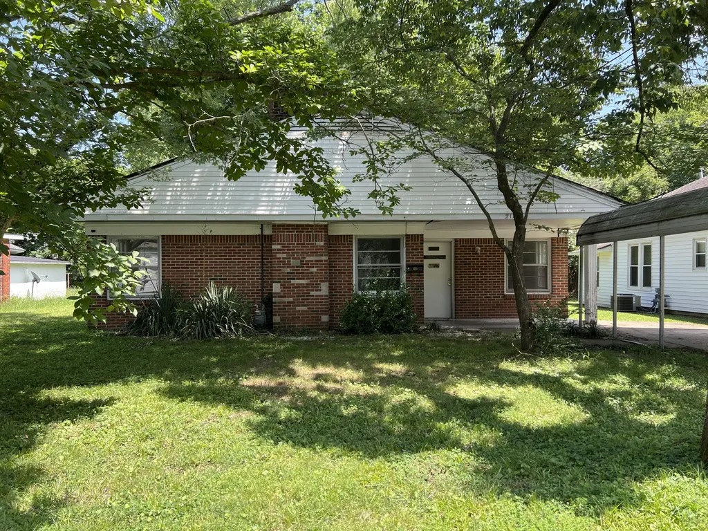 211 S 15th Street Murray KY 42071