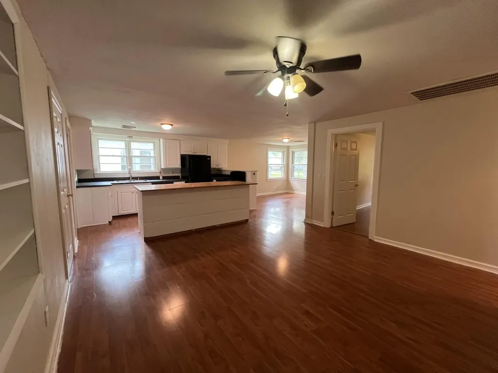 211 S 15th Street Murray KY 42071