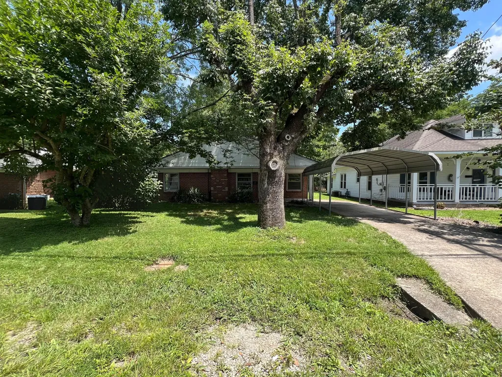 211 S 15th Street Murray KY 42071