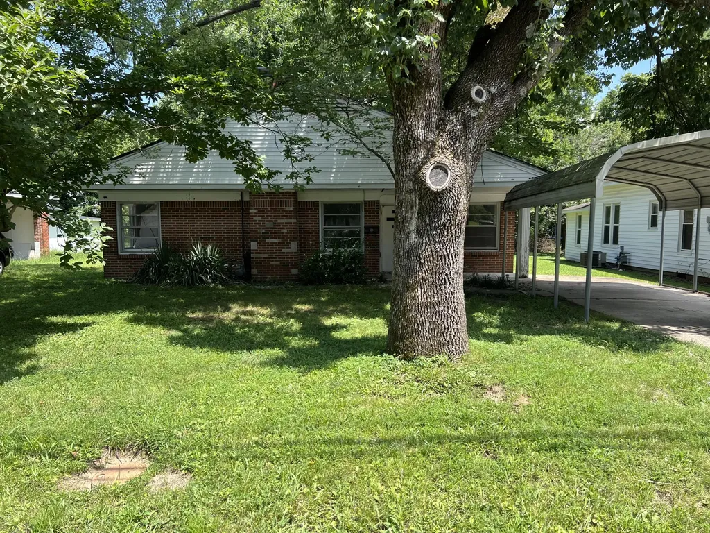 211 S 15th Street Murray KY 42071