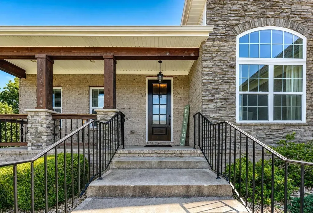 147 Cross Creek Road Paris KY 40361