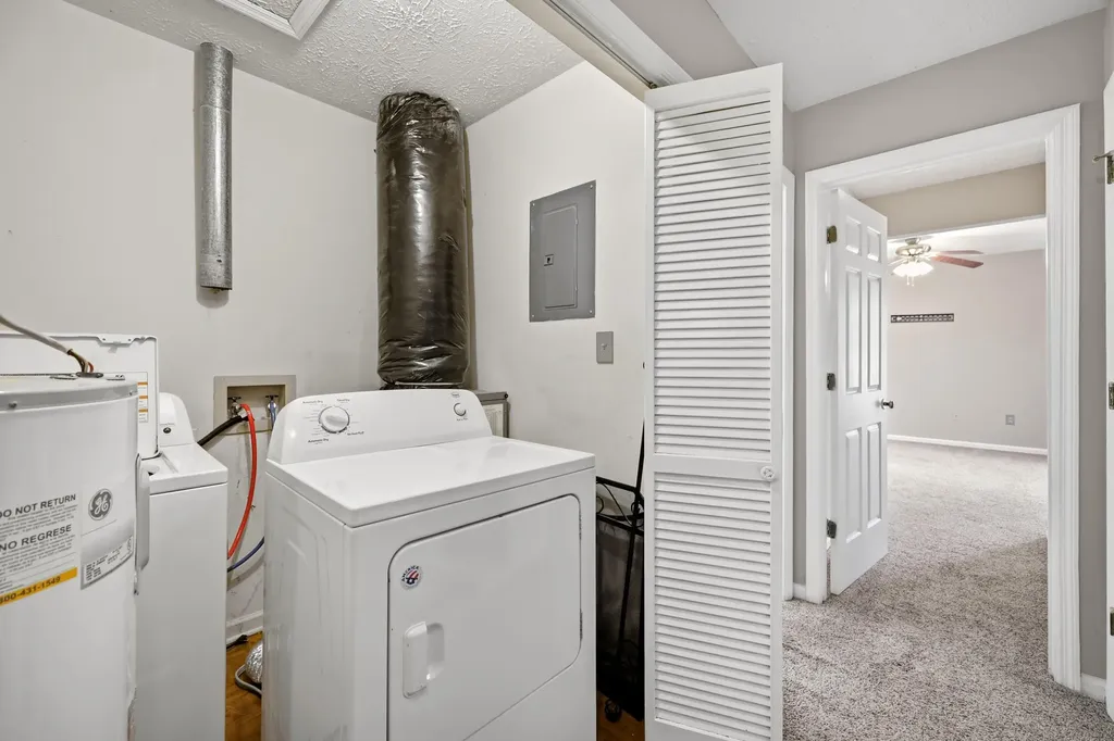 412 Darby Creek Road Lexington KY 40509