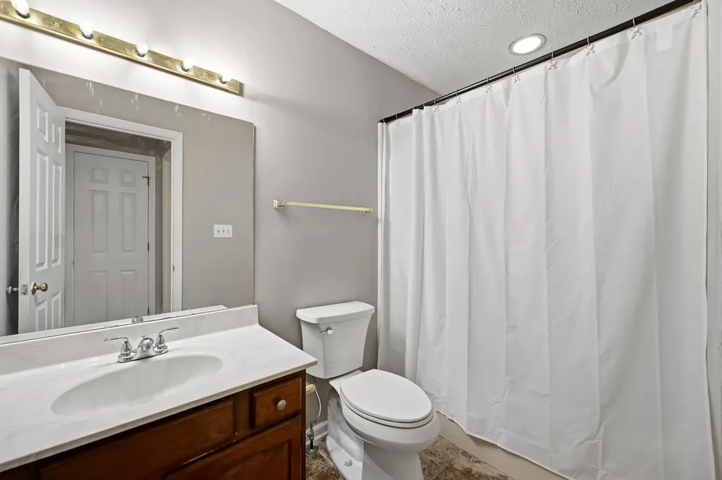 412 Darby Creek Road Lexington KY 40509