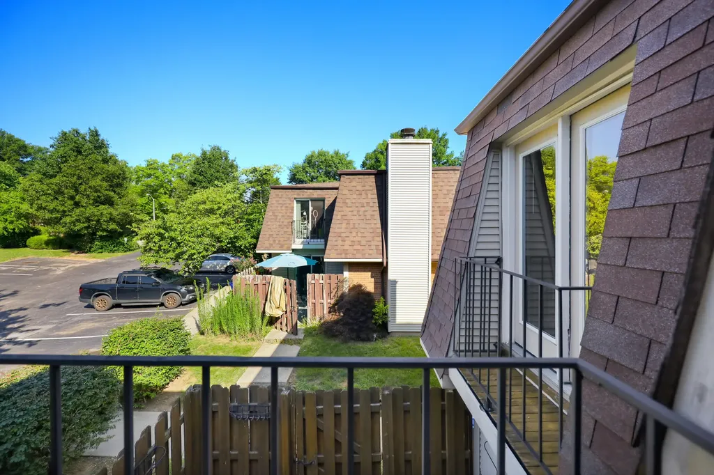 412 Darby Creek Road Lexington KY 40509
