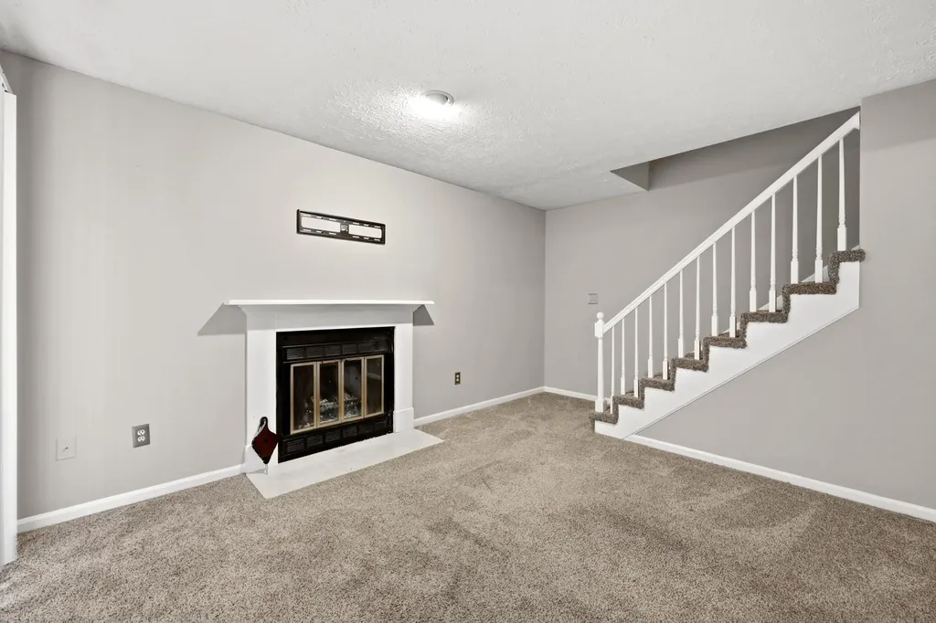 412 Darby Creek Road Lexington KY 40509