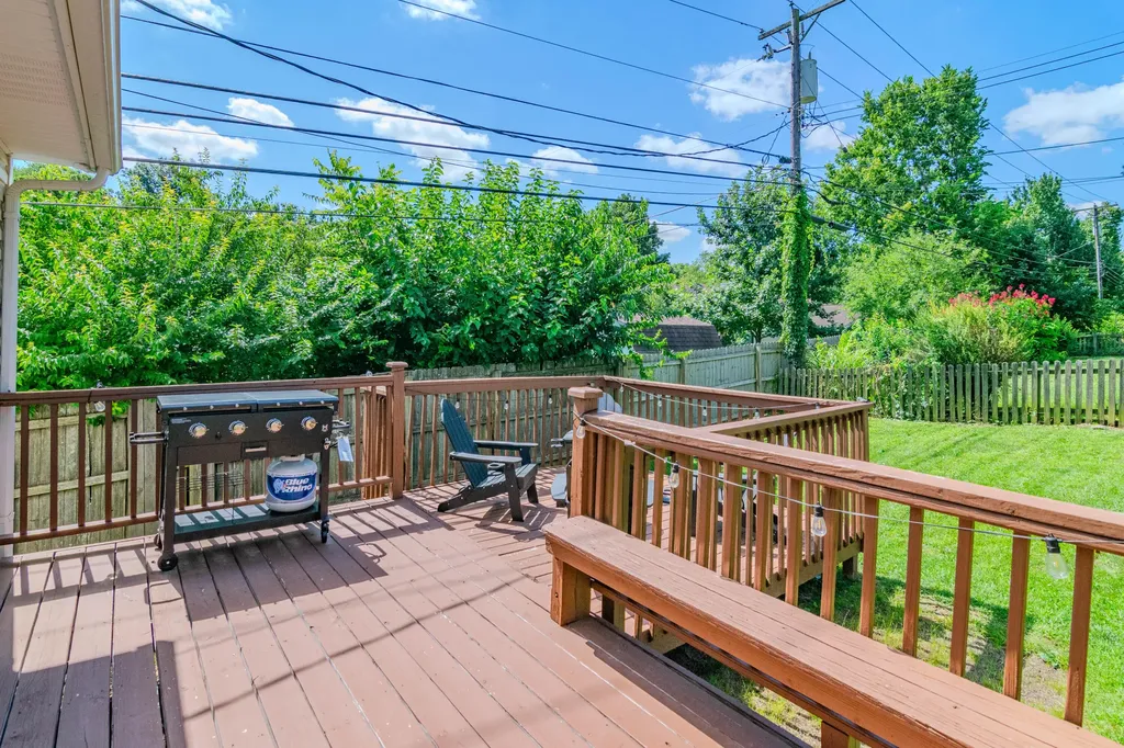 878 Bordallo Drive Lexington KY 40514