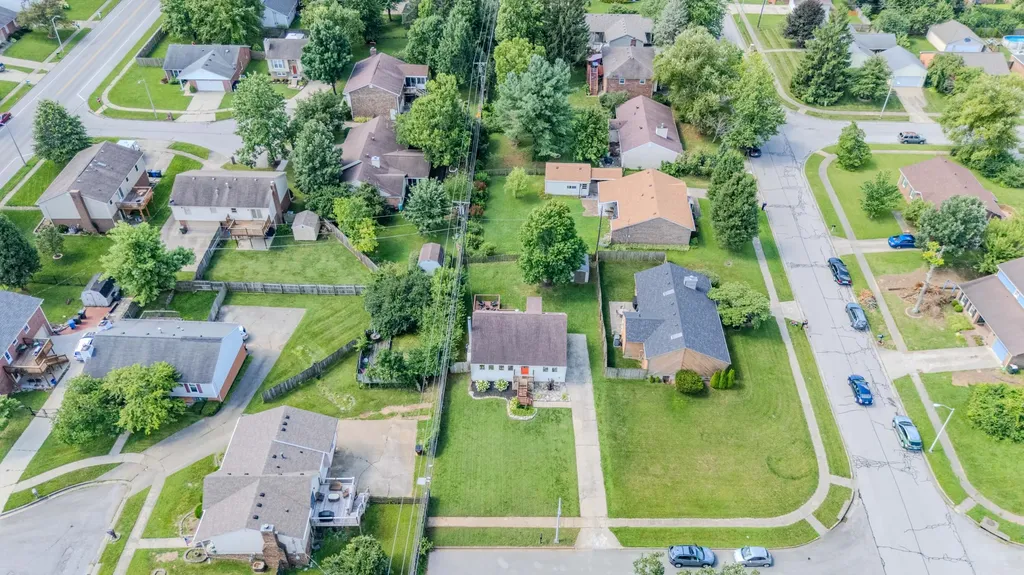 878 Bordallo Drive Lexington KY 40514