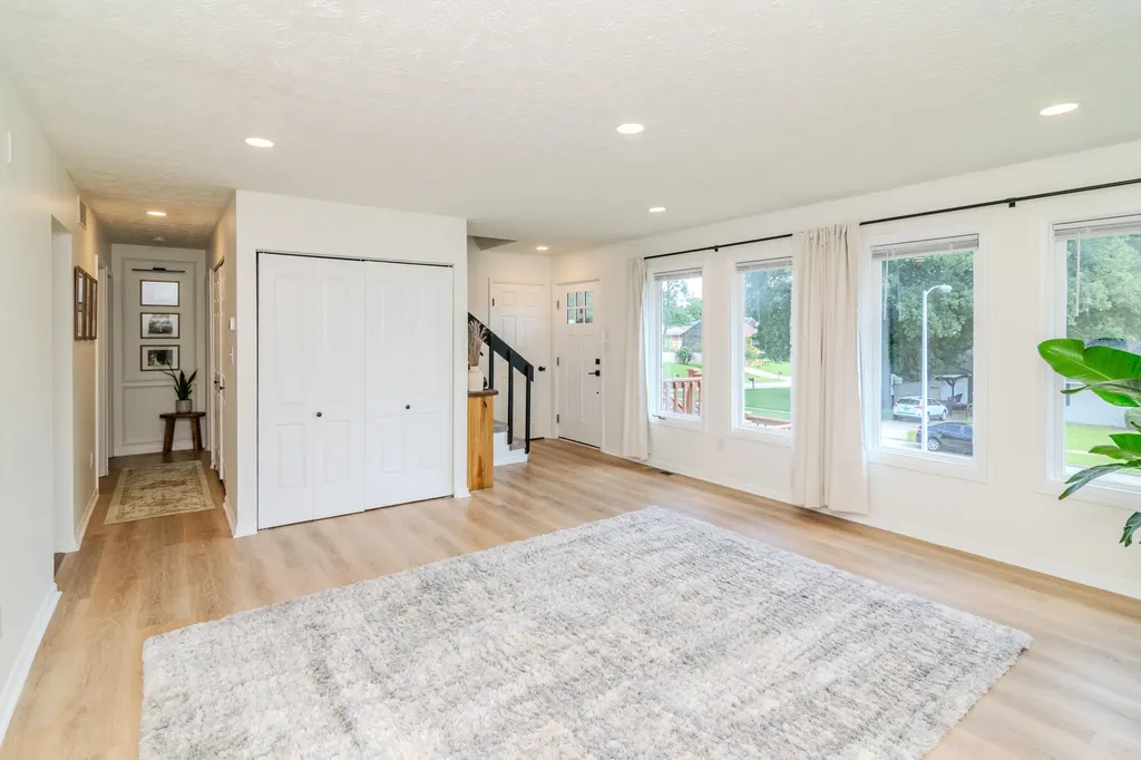878 Bordallo Drive Lexington KY 40514