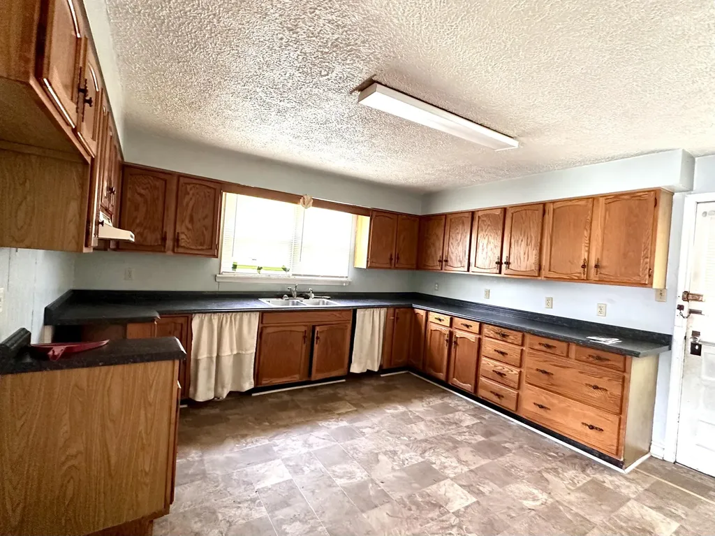 120 Leer Street Carlisle KY 40311