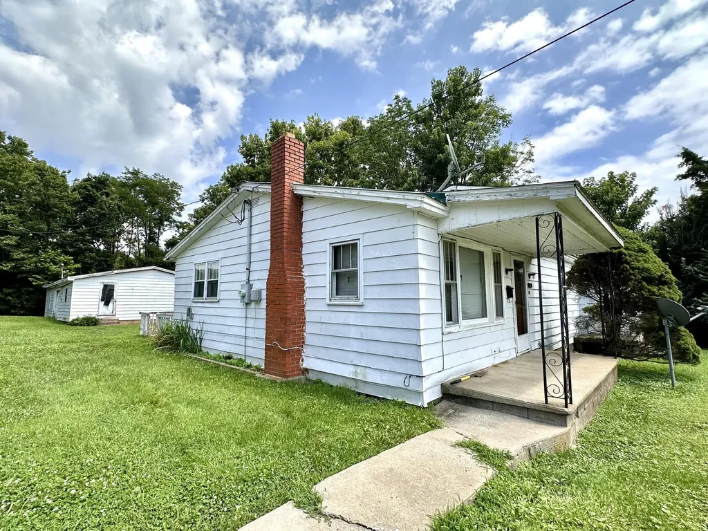 120 Leer Street Carlisle KY 40311