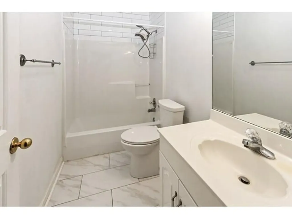 340 Village Drive Frankfort KY 40601