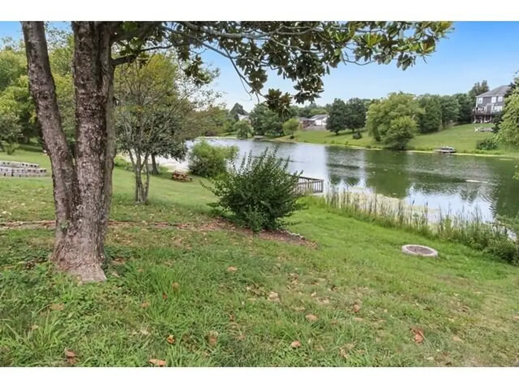 340 Village Drive Frankfort KY 40601