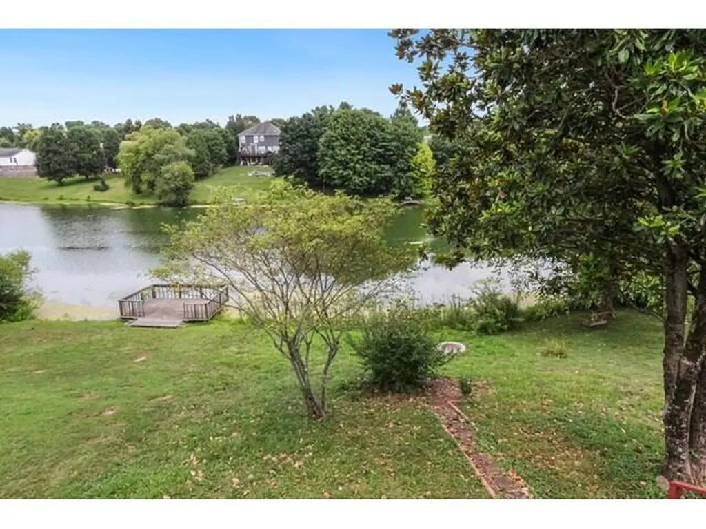 340 Village Drive Frankfort KY 40601