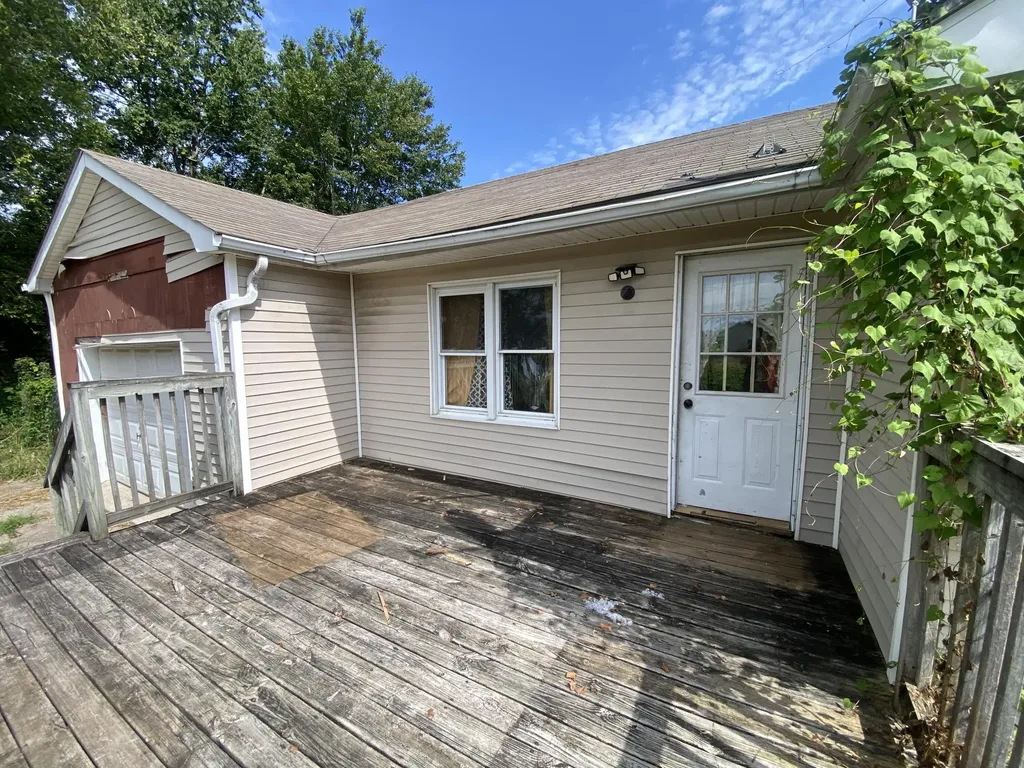 1115 Airport Road Murray KY 42071