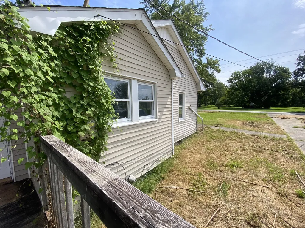 1115 Airport Road Murray KY 42071