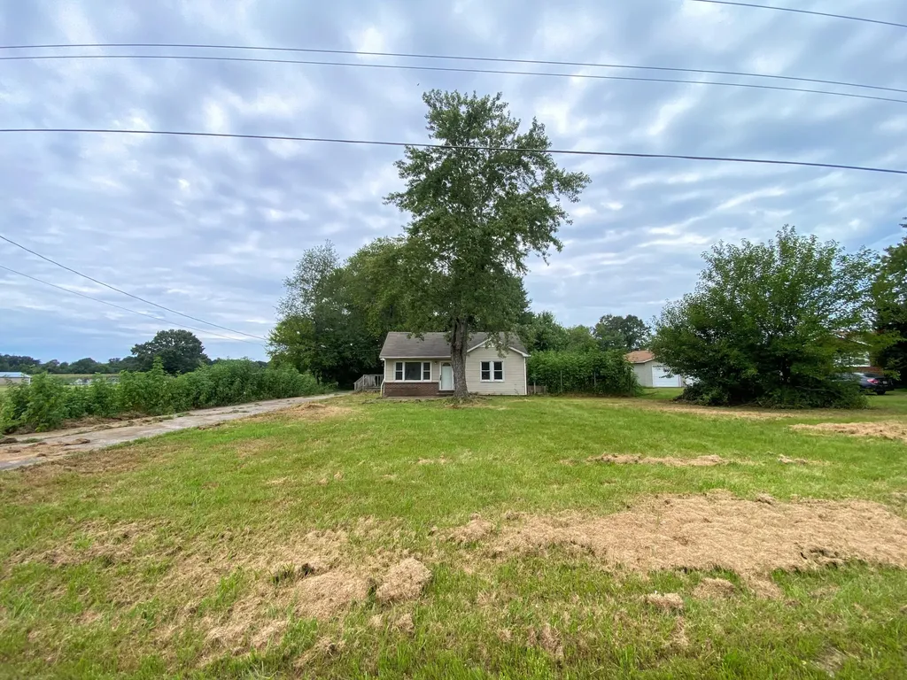 1115 Airport Road Murray KY 42071