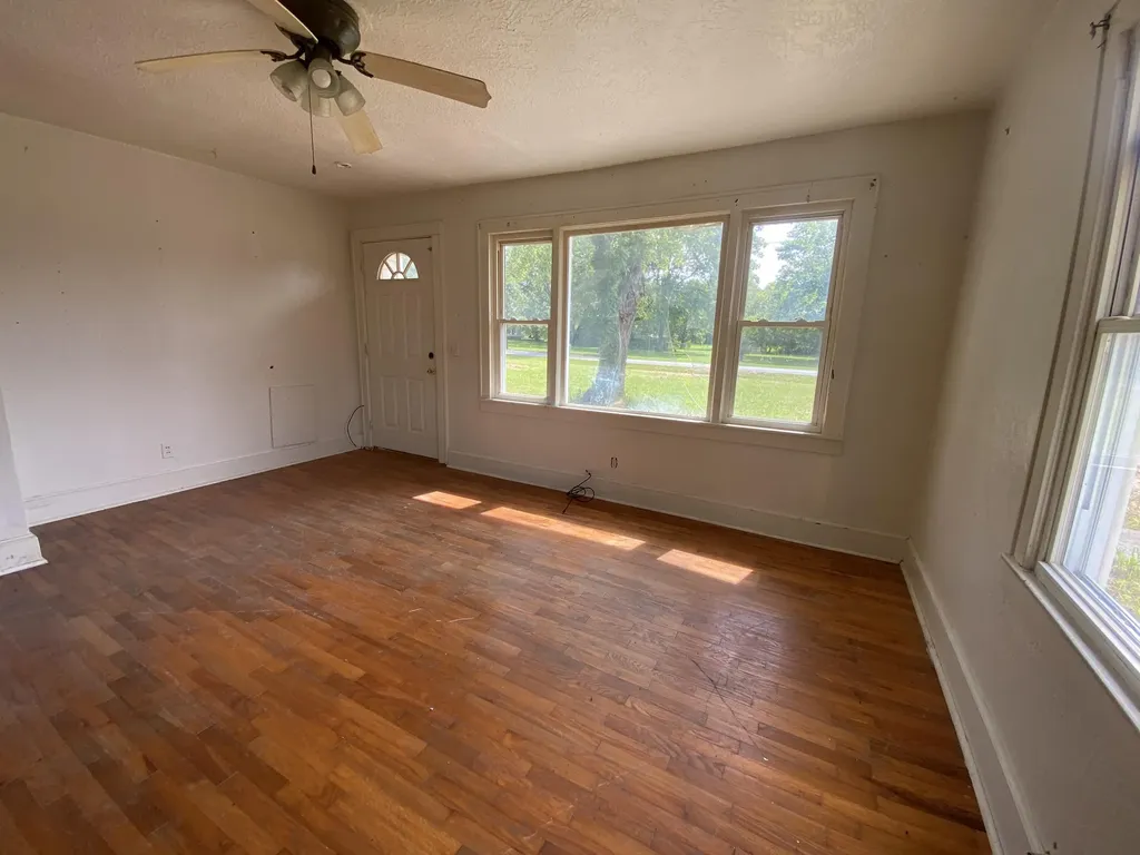 1115 Airport Road Murray KY 42071