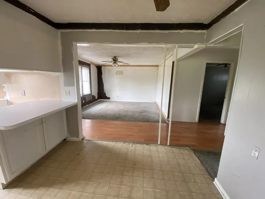 1115 Airport Road Murray KY 42071