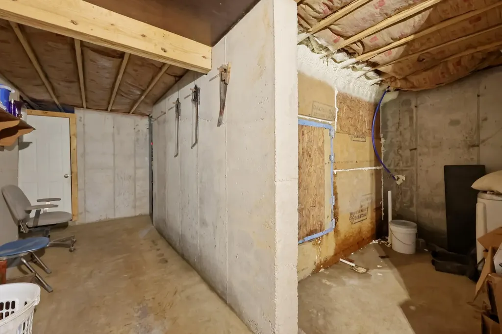 5183 Ky-36 Cynthiana KY 41031
