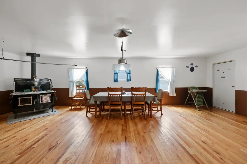 5183 Ky-36 Cynthiana KY 41031