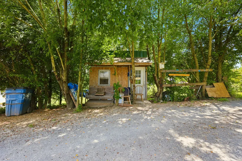 5183 Ky-36 Cynthiana KY 41031