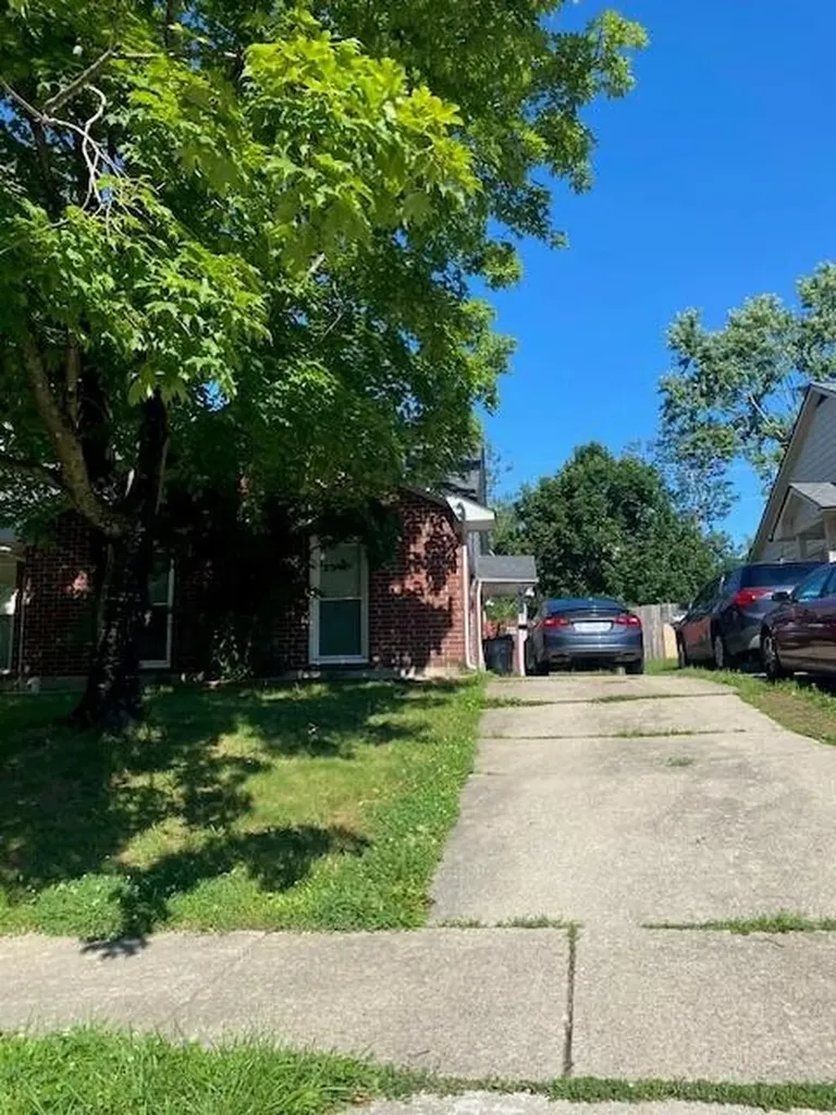 3523 Kenesaw Drive Lexington KY 40515