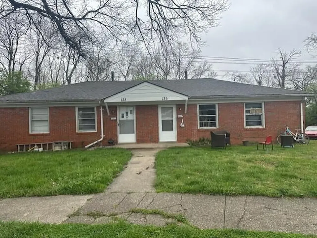 136 Halls Lane Lexington KY 40504