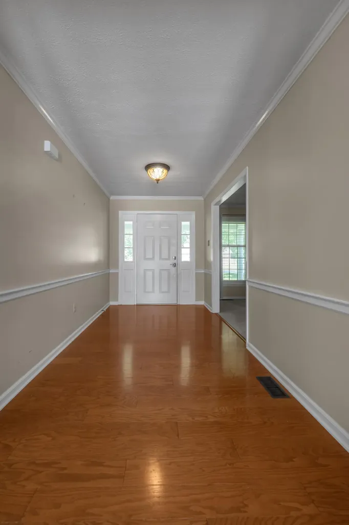 121 Hawthorne Drive Nicholasville KY 40356